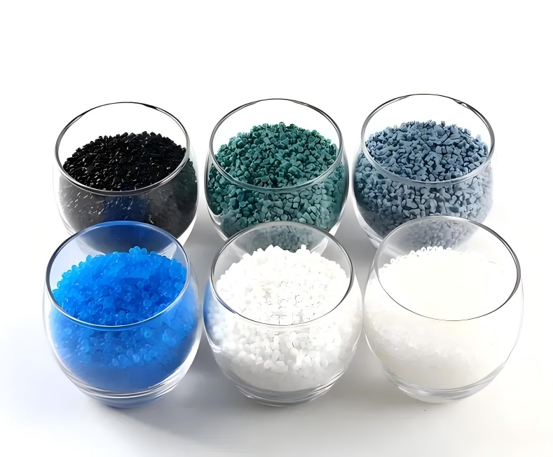 Valkaisevatko korkean kovuuden TPE-materiaalituotteet helpommin? Liittyykö materiaalin kovuus valkaisuun?